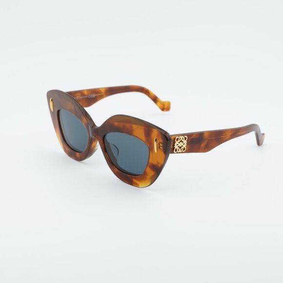 Loewe Loewe LW40127F 53V Sunglasses Shiny Havana Cat Eye Frame Size ONE SIZE - 1 Thumbnail