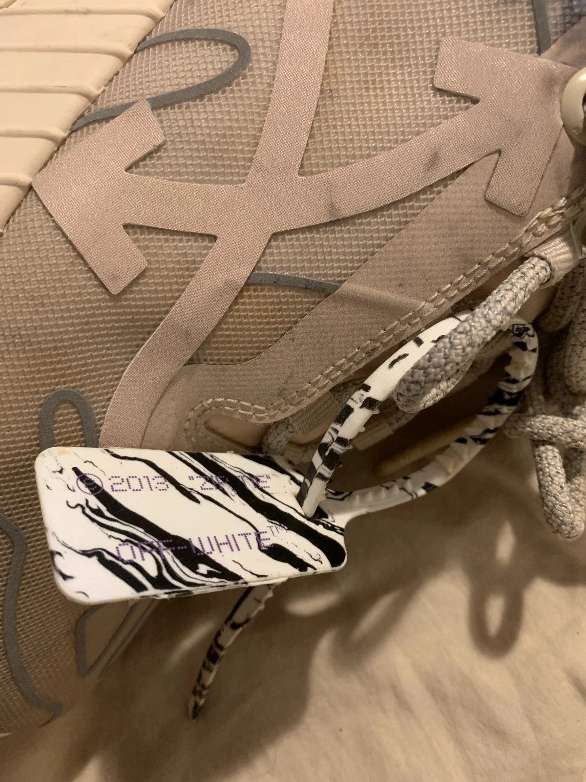 Off-White Off-White ODSY-1000 Beige Sneakers Size US 9.5 / EU 42-43 - 4 Thumbnail