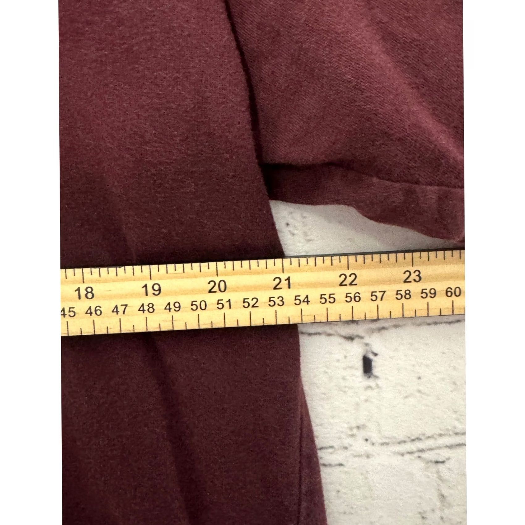 Carhartt Carhartt Mens Loose Fit Short Sleeve Pocket T Shirt Burgundy Size L Size US L / EU 52-54 / 3 - 3 Thumbnail