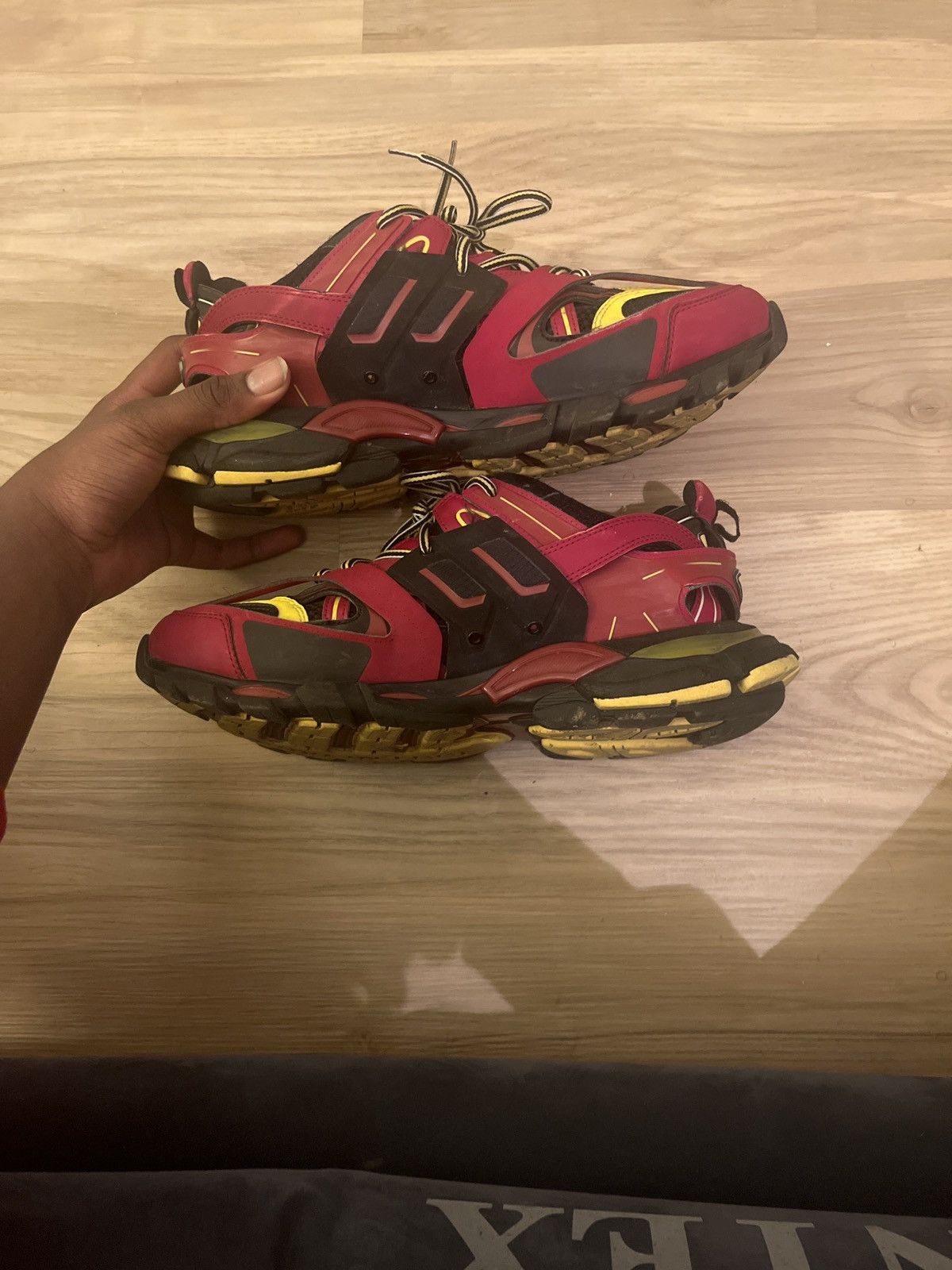 Balenciaga balenciaga bordeaux Size US 10 / EU 43 - 6 Thumbnail