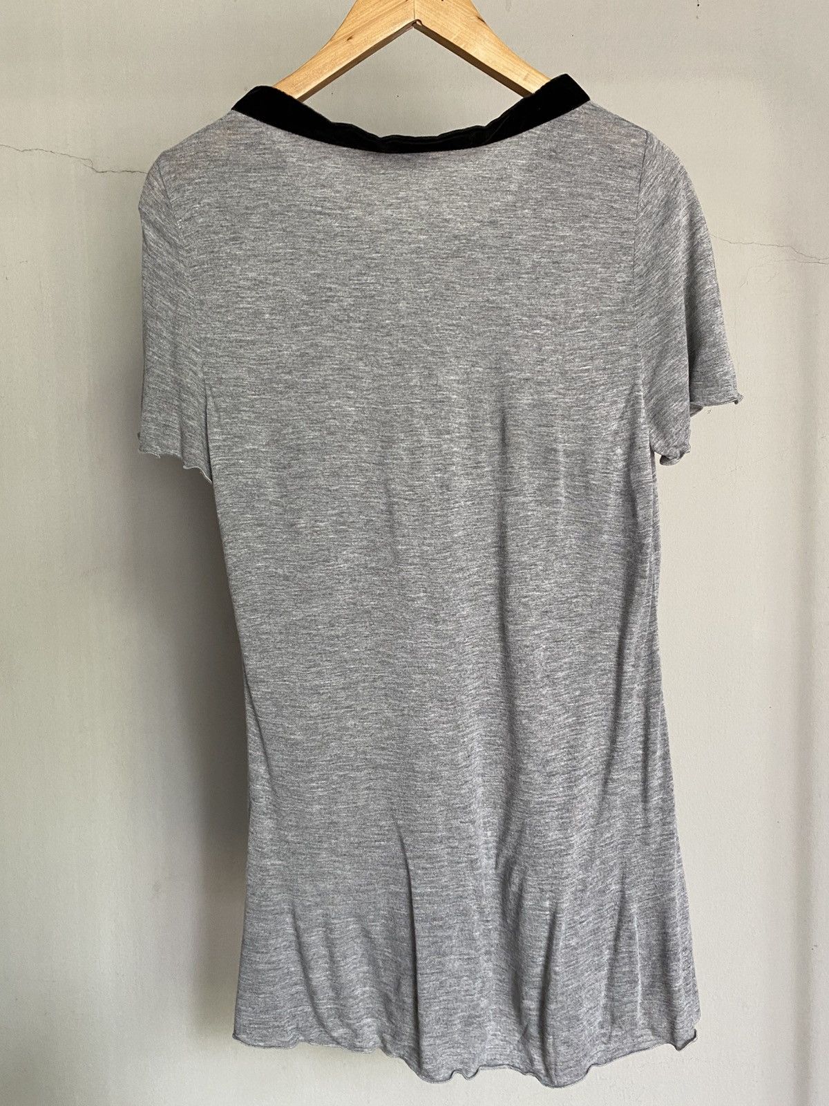 Moschino MOSCHINO Grey Velvet T-Shirt with Black Logo Print. Size ONE SIZE - 15 Thumbnail