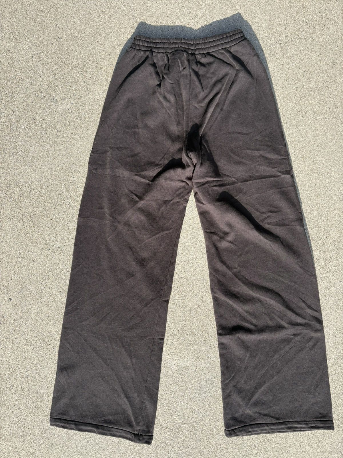 Balenciaga × Gap × Yeezy YZY x GAP heavyweight sweatpants Size US 30 / EU 46 - 2 Thumbnail