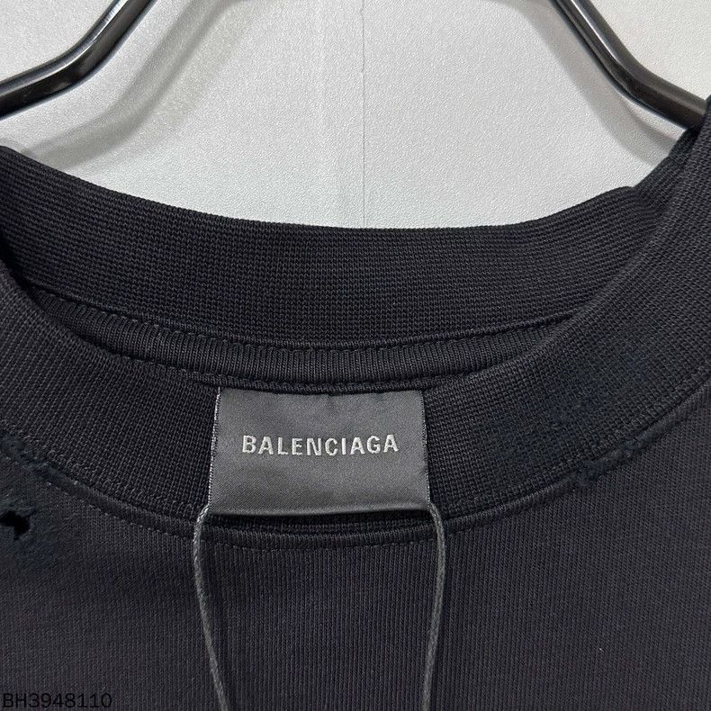 Balenciaga Balenciaga Valentine's Day Limited Heart Logo Short Sleeve Size US M / EU 48-50 / 2 - 4 Thumbnail