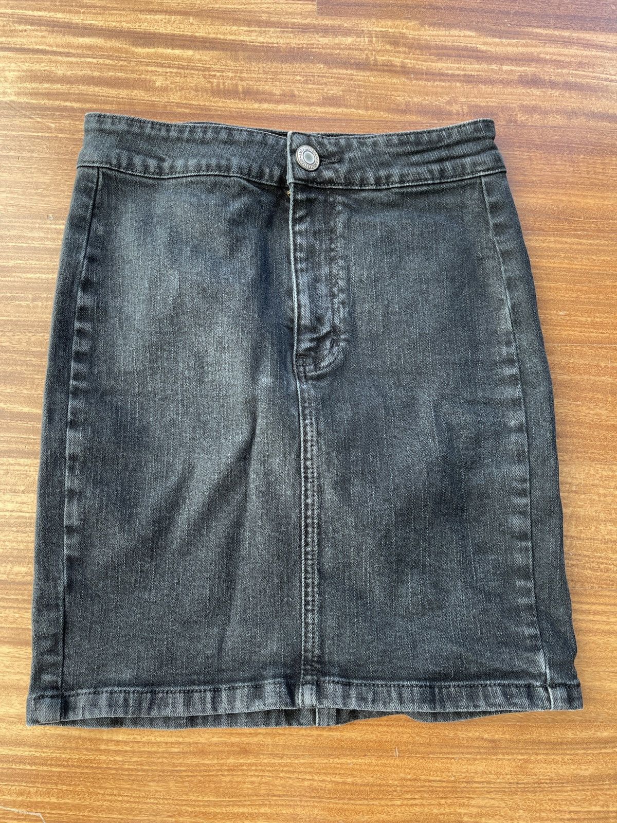 American Eagle Outfitters American Eagle Denim Skirt Size 27" / US 4 / IT 40 - 1 Thumbnail