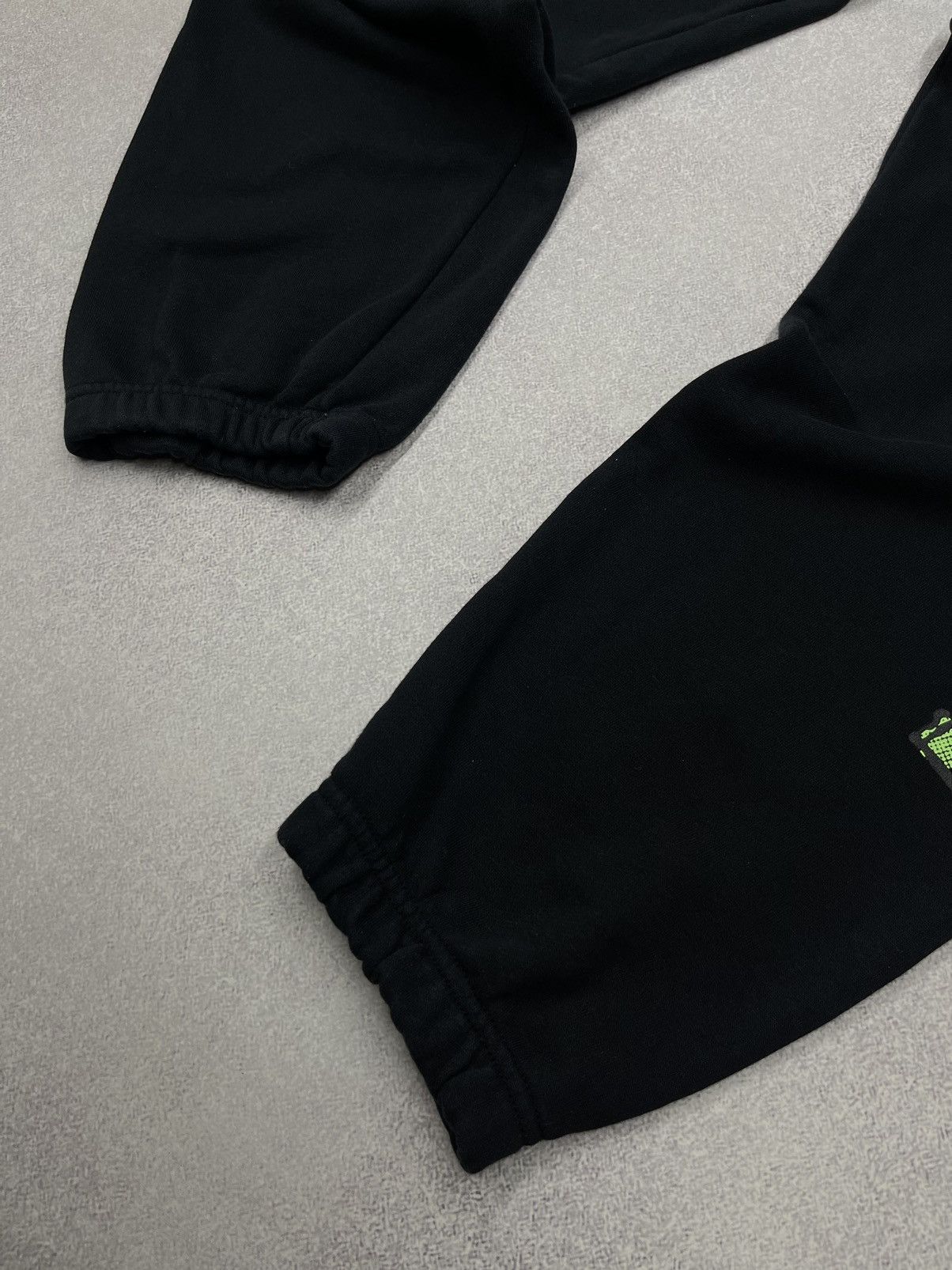 Jordan Brand Mens Nike Jordan Black Sweatpants Big Logo NBA Y2K ACG TN Size US 34 / EU 50 - 7 Thumbnail