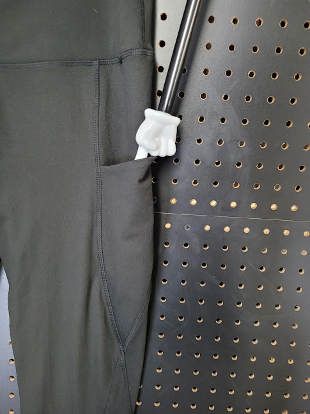 Genetic Manipulation Shinichiro Kuriya Sleek Black High-Waisted Leggings with Side Pockets Medium Size 32" / US 10 / IT 46 - 2 Thumbnail
