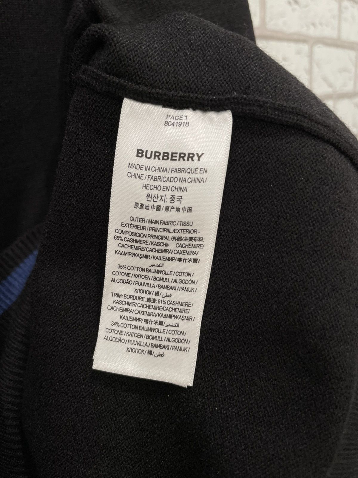 Burberry Burberry Cashmere knit men’s sweater Size US M / EU 48-50 / 2 - 13 Thumbnail