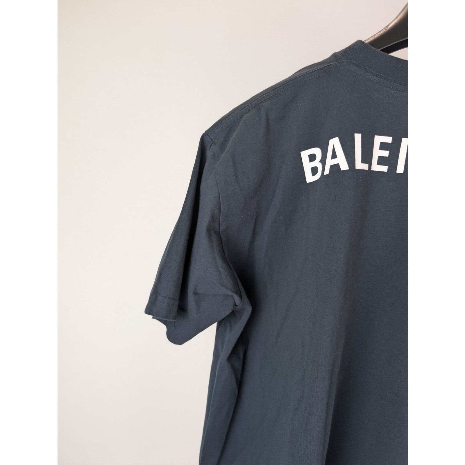 Balenciaga o1rshd1 Light Jersey Balenciaga Logo Top T-Shirt Washed Navy Size US M / EU 48-50 / 2 - 13 Thumbnail