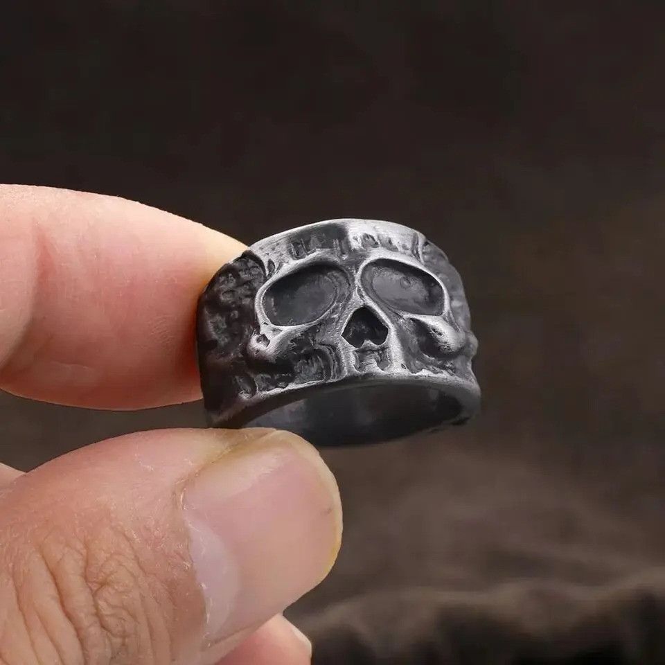 Other Retro Half Face Skull Ring Size ONE SIZE - 6 Thumbnail