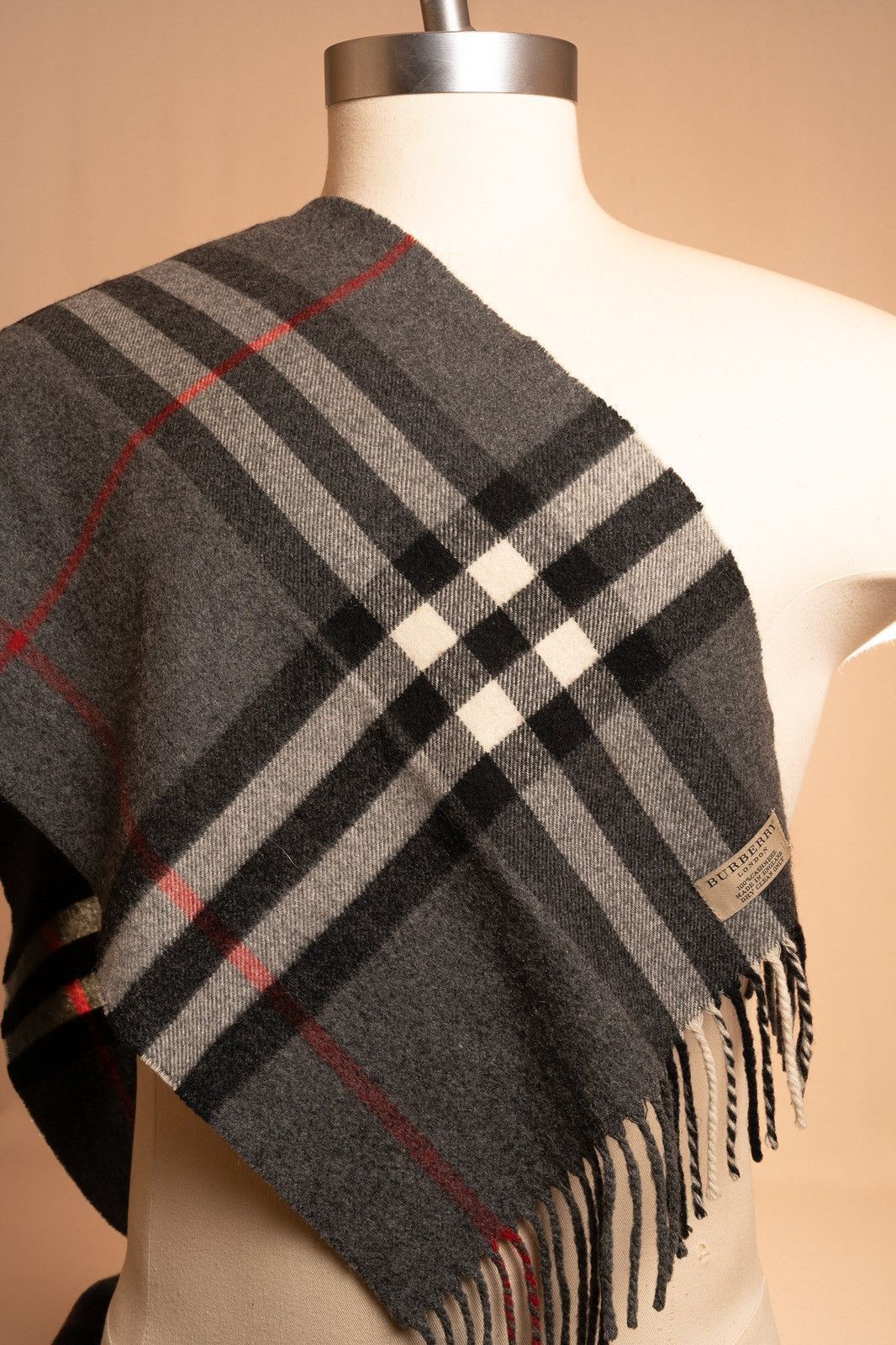 Burberry × Vintage Burberry Scarf Muffler Classic Plaid 100% Cashmere Size ONE SIZE - 2 Thumbnail