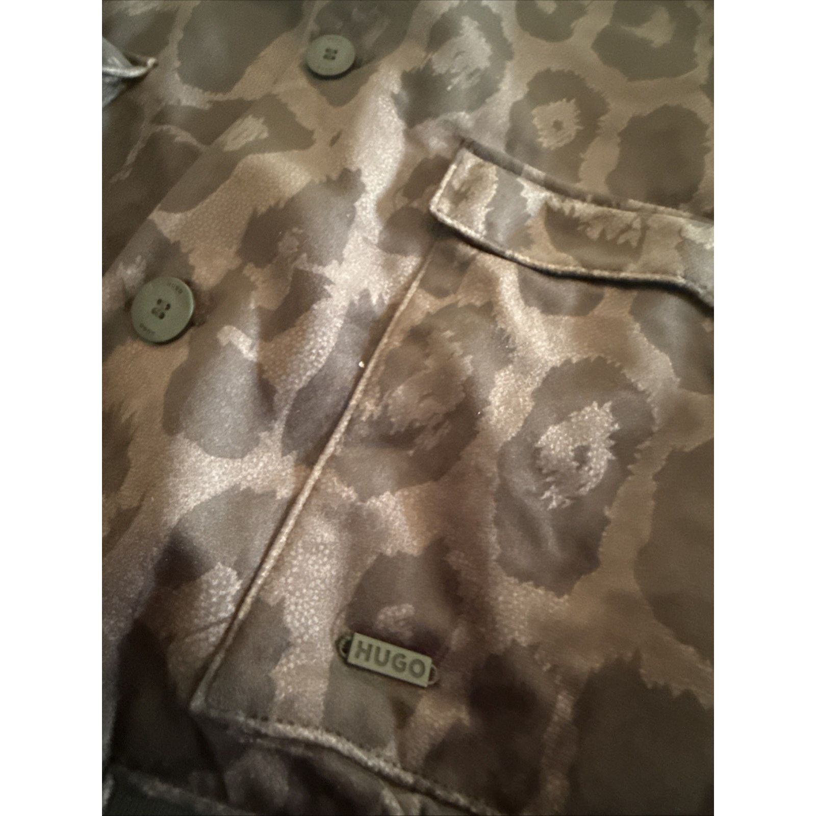Hugo Boss Hugo Boss Leopard Print Bomber Jacket 38R Black Print Slim Size US M / EU 48-50 / 2 - 7 Thumbnail