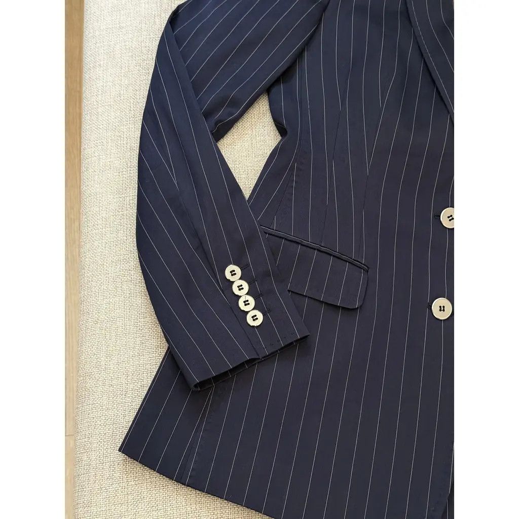 Dolce & Gabbana Dolce & Gabbana Vintage Navy Pinstripe Blazer Size IT40 Size S / US 4 / IT 40 - 4 Thumbnail