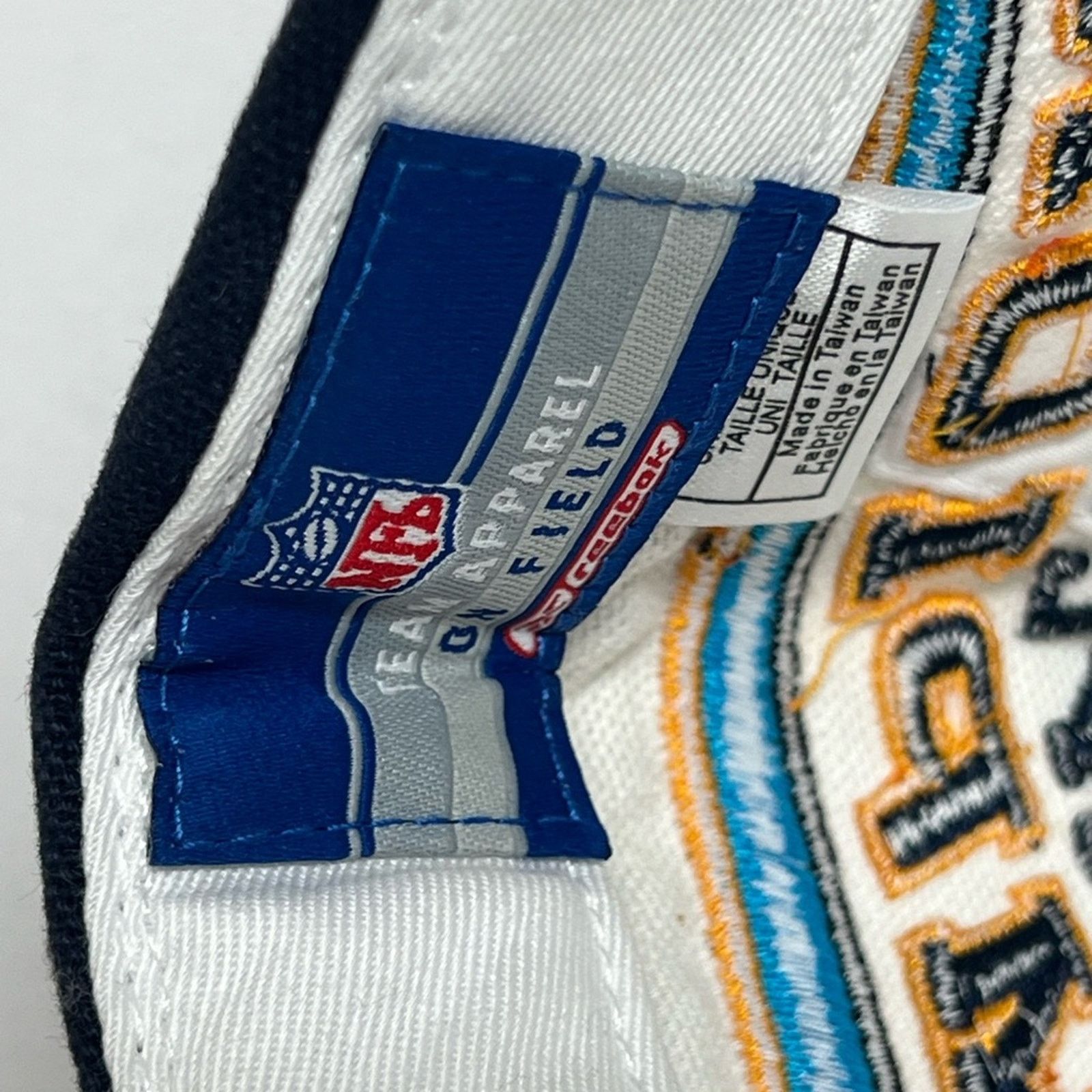 Reebok NWT Vintage Tampa Bay Buccaneers Hat Super Bowl Champions Size ONE SIZE - 7 Thumbnail