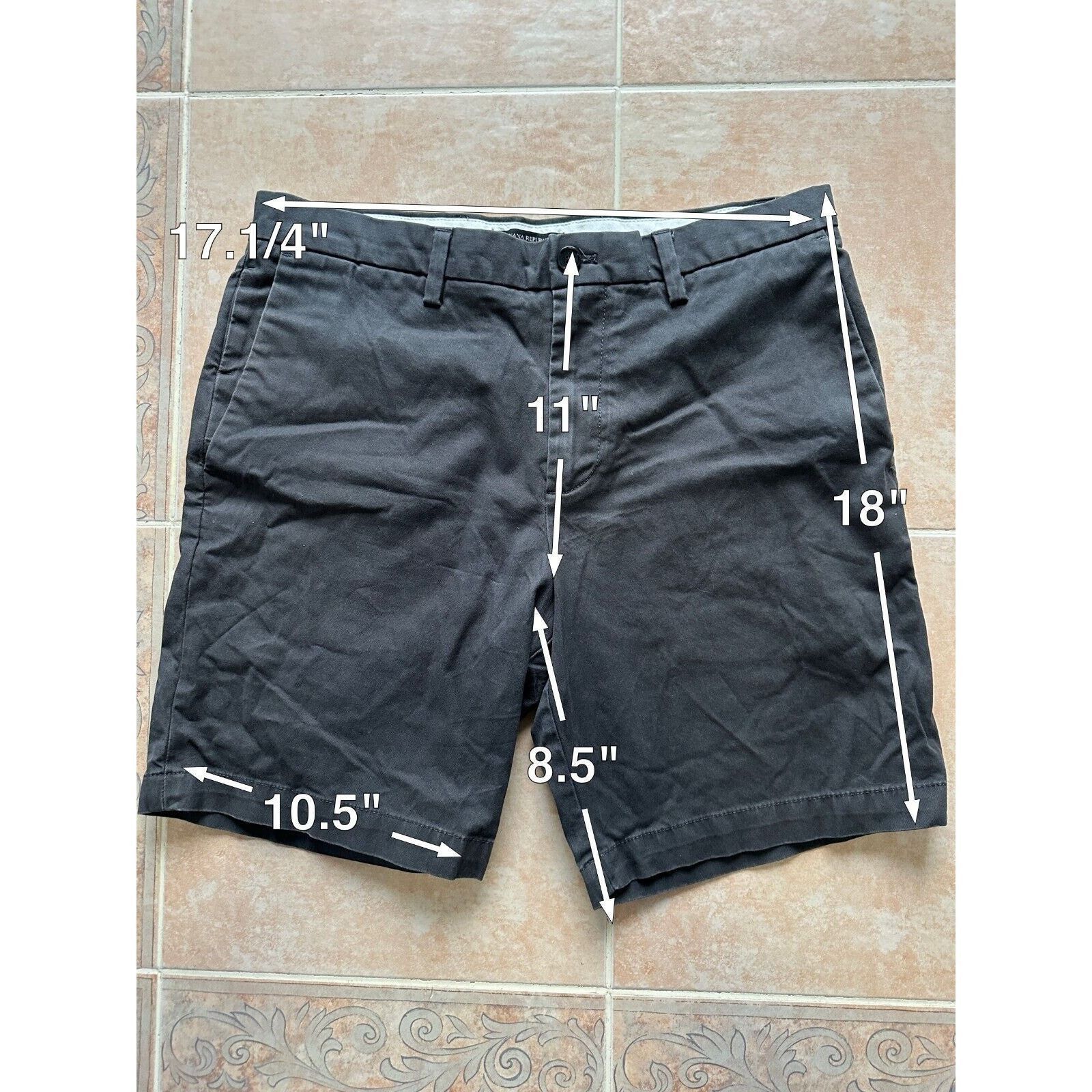 Banana Republic Banana Republic Aiden Short 9 solid rock Grey Men size 32 Size US 32 / EU 48 - 2 Thumbnail