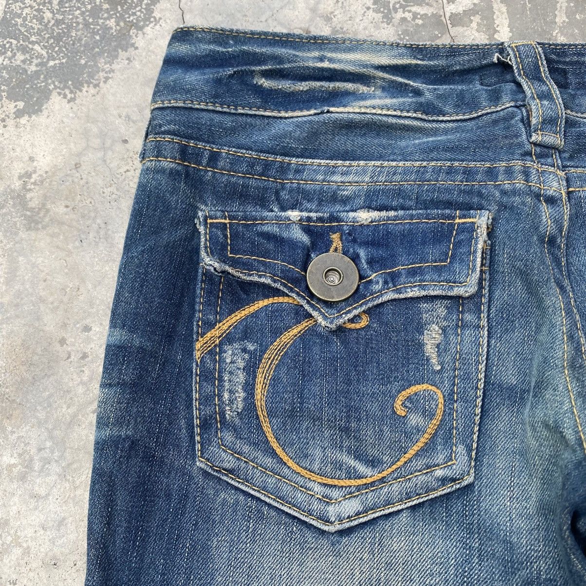 Japanese Brand CRUSH Stone Washed Flare Size US 28 / EU 44 - 9 Thumbnail
