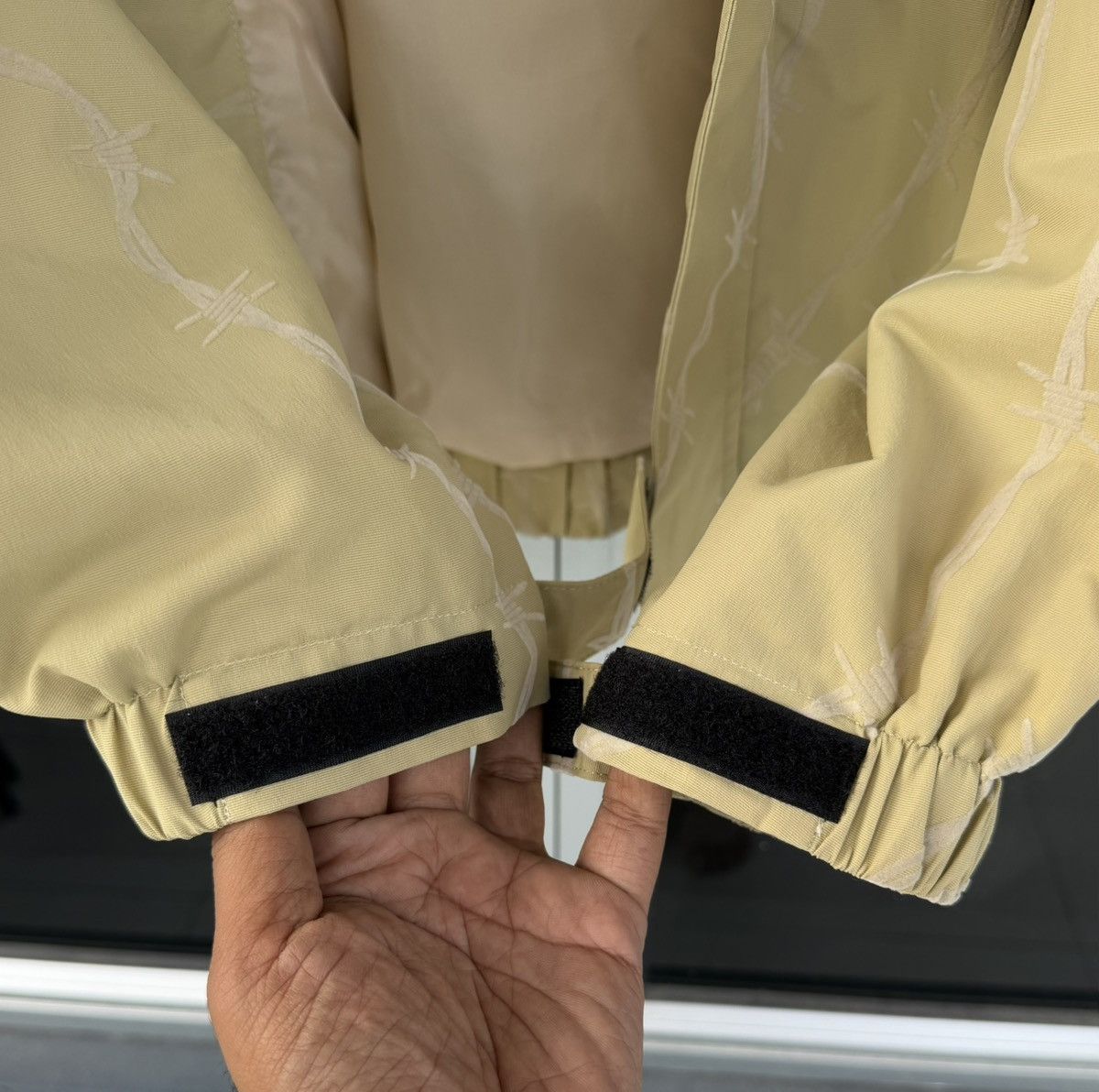 Huf HUF Barbed Wire Jacket Beige Hooded Streetwear UtilityJacket Size US L / EU 52-54 / 3 - 12 Thumbnail