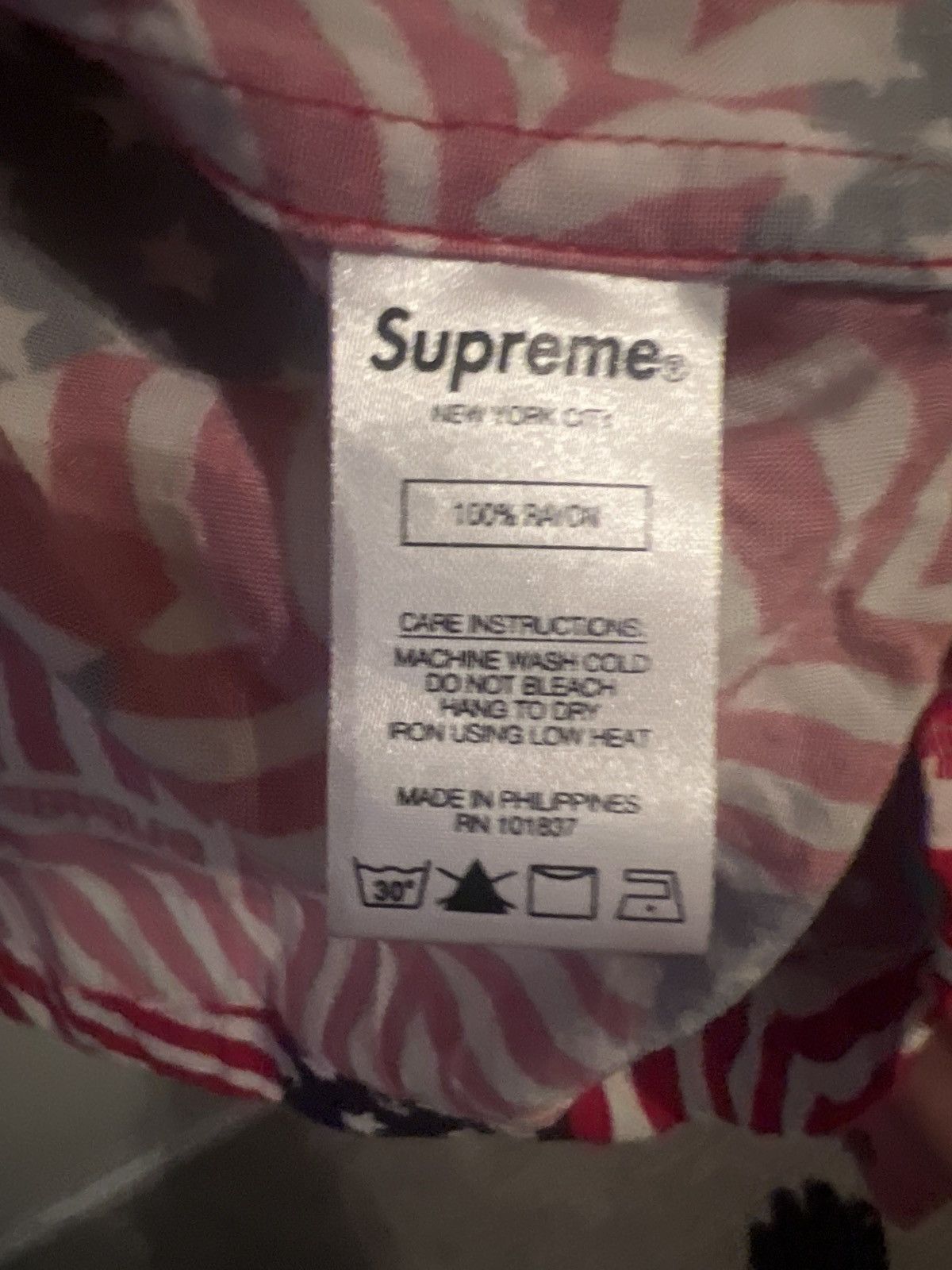 Supreme Supreme flags S/S shirt Size US M / EU 48-50 / 2 - 4 Thumbnail