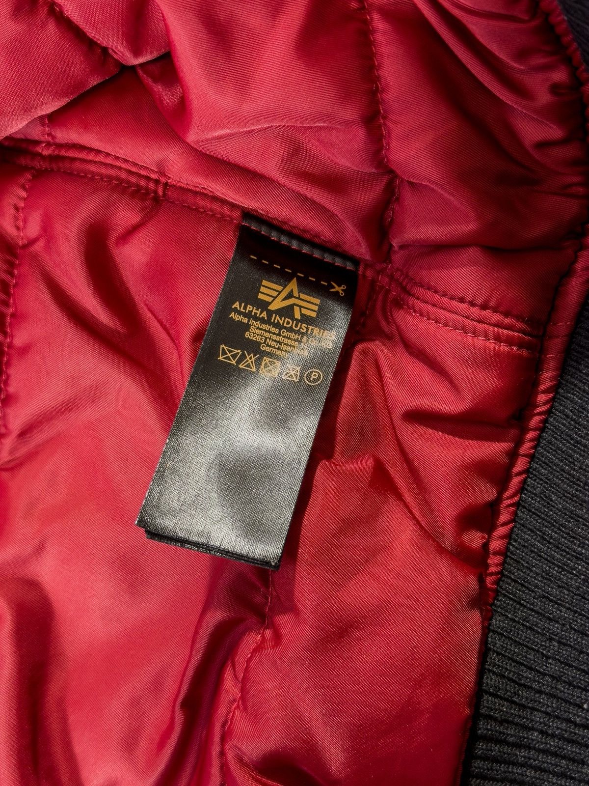 Alpha Industries Alpha industries with detachable gray hood bomber jacket Size US L / EU 52-54 / 3 - 8 Thumbnail