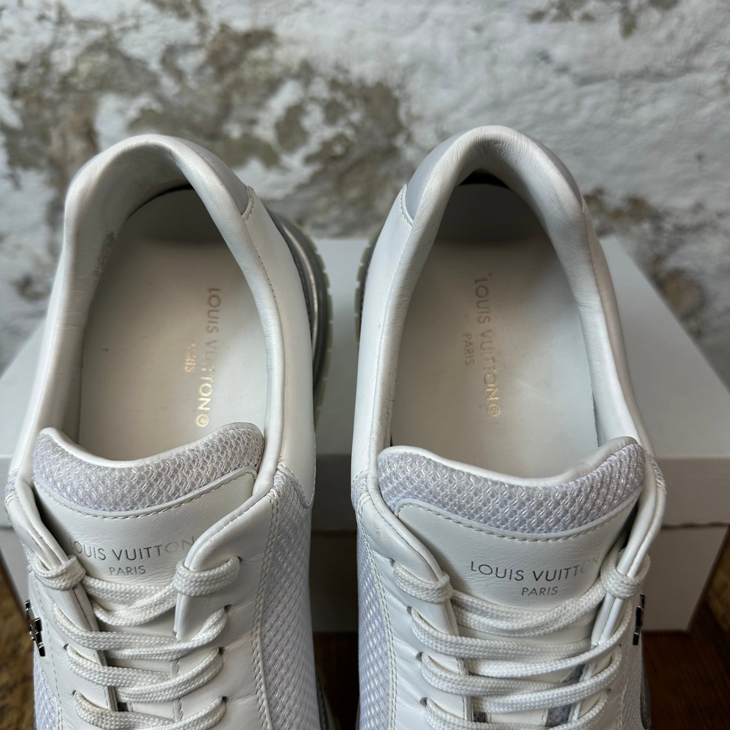 Louis Vuitton Louis Vuitton Silver White Runaway Sneaker Sz 11 (9.5LV) Size US 11 / EU 44 - 4 Thumbnail