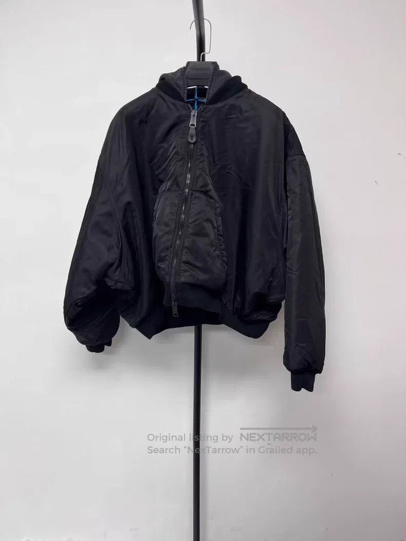 Balenciaga Balenciaga Logo Hooded Zipper Short Length Long Sleeve Jac Size L / US 10 / IT 46 - 2 Thumbnail