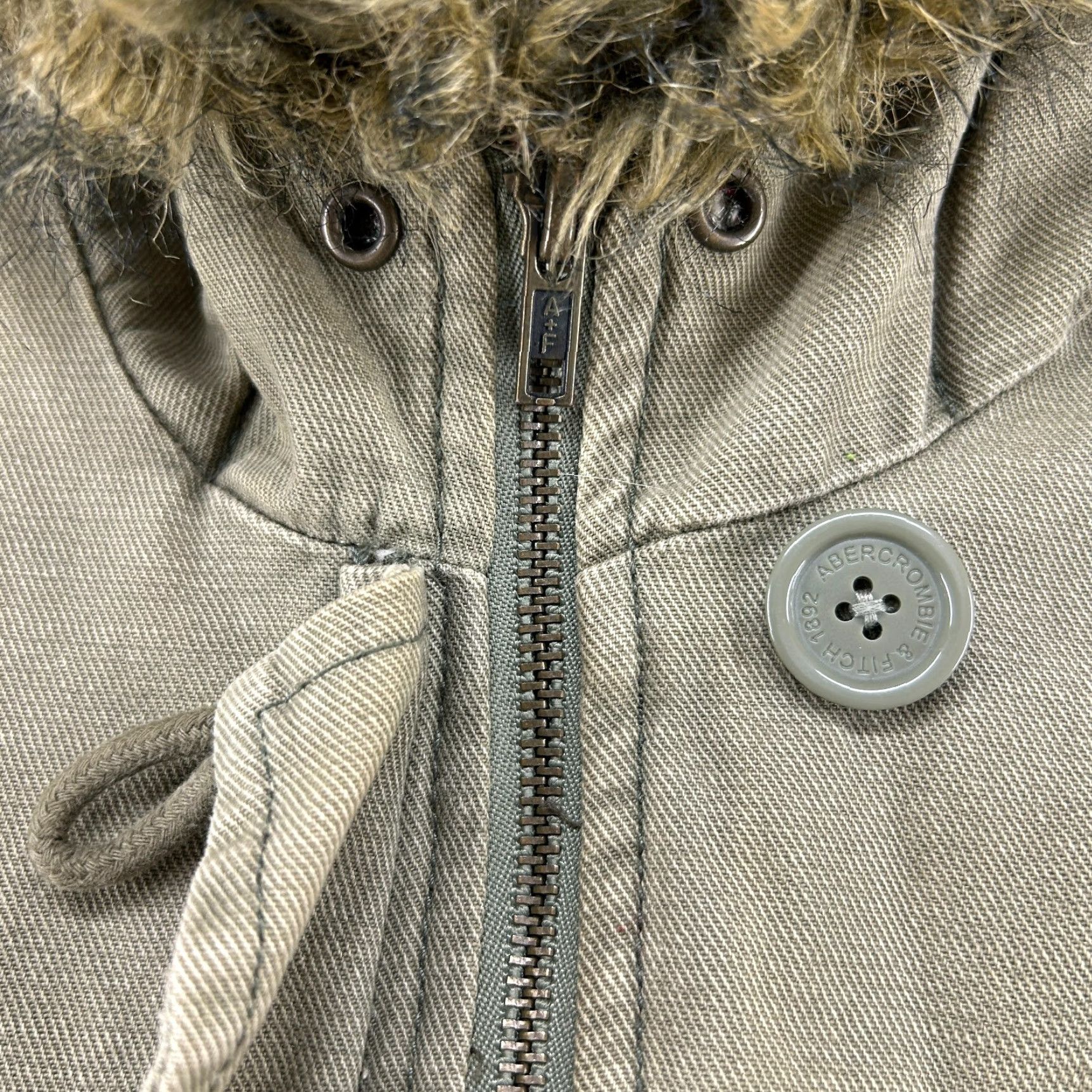Abercrombie & Fitch VINTAGE Abercrombie & Fitch Jacket Women M Green Hooded Lined Faux Fur Army Military Y2K Parka Coat Shirt Hooded Quilted Lined Mens Womens Girls Boys Size M / US 6-8 / IT 42-44 - 4 Thumbnail