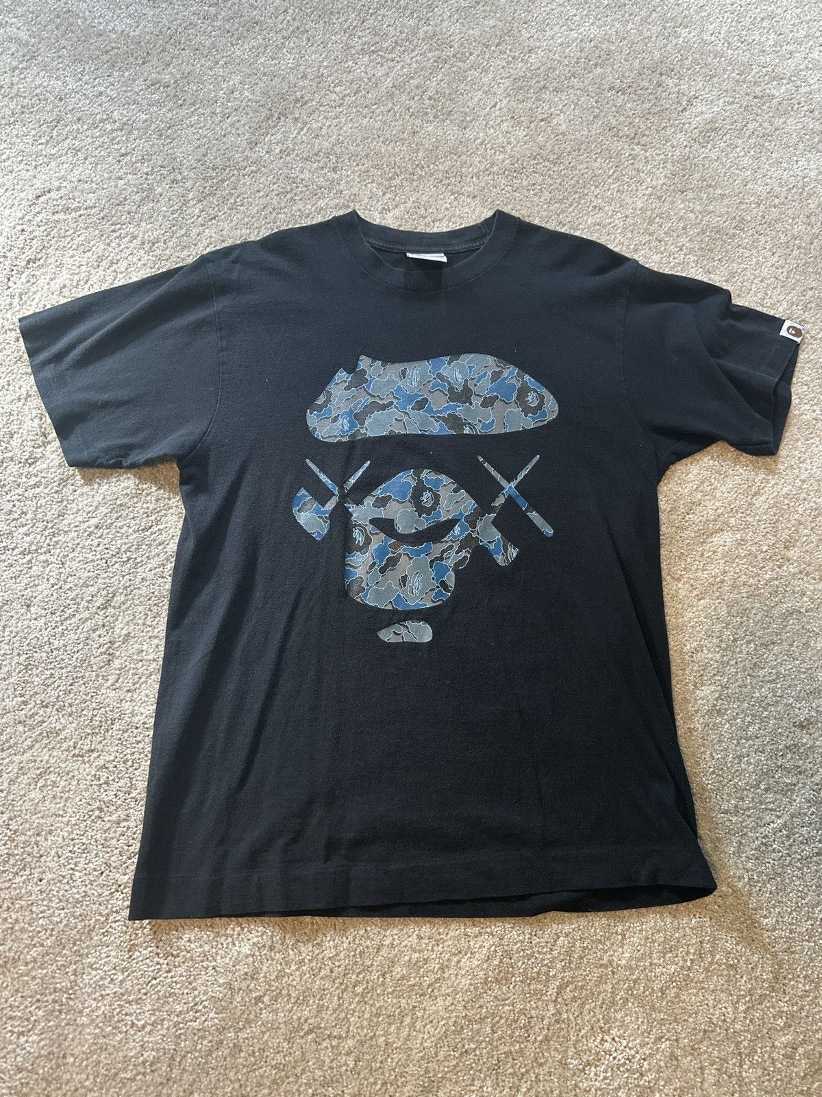 Bape × Kaws Bape x Kaws Skull Black Tee Size US M / EU 48-50 / 2 - 1 Thumbnail