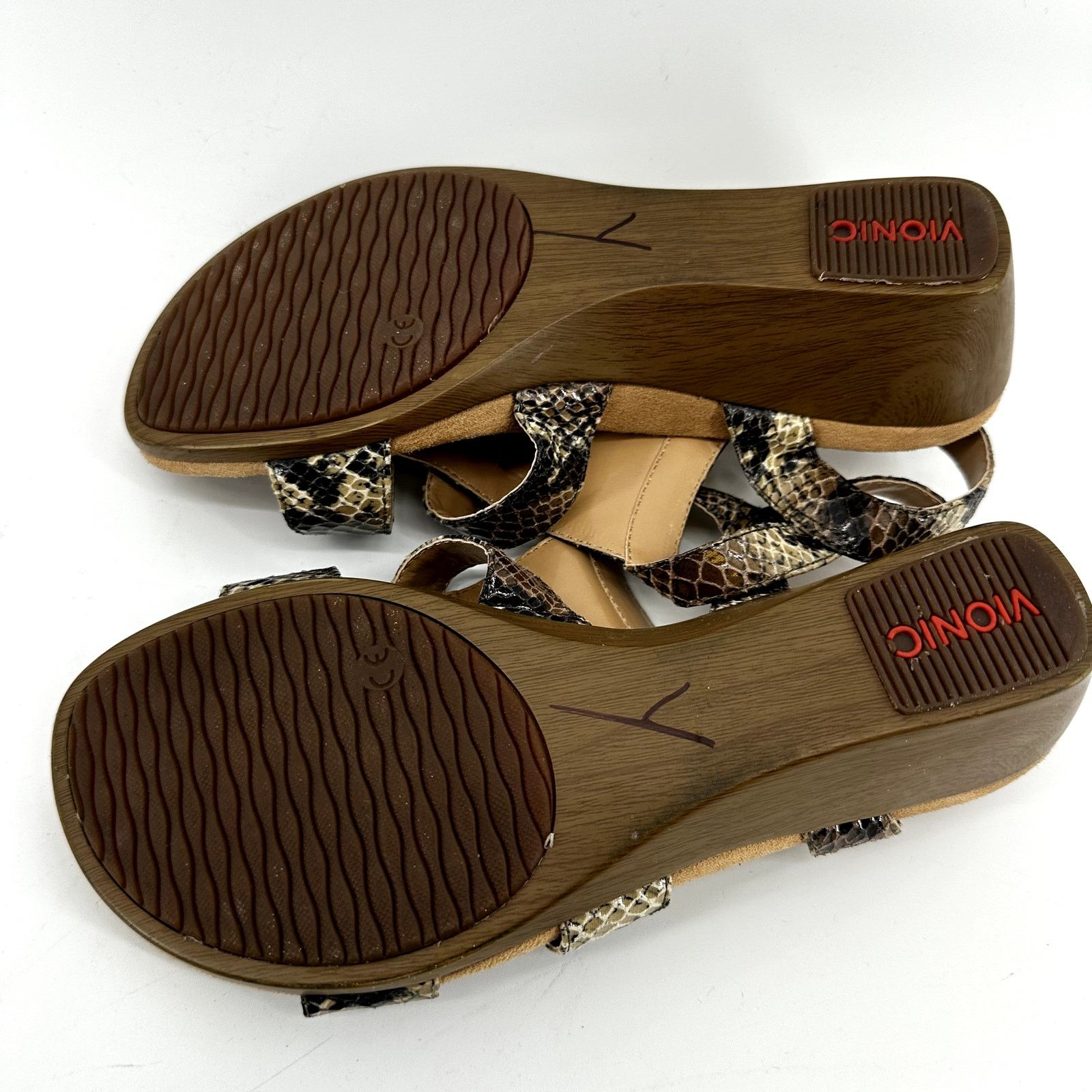 Vionic Vionic Glenda Orthaheel Sandals Snakeskin Wedge Leather 8 Size US 8 / IT 38 - 7 Thumbnail