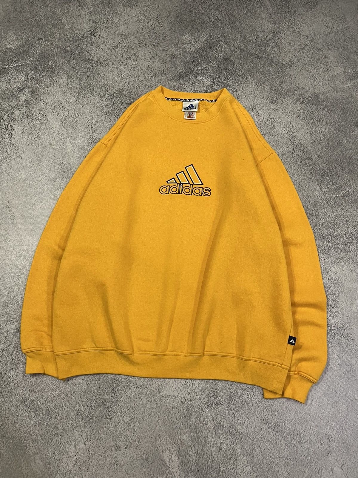 Adidas × Vintage Vintage Y2k Adidas 💛 Spell Out Big Logo Rare Sweatshirt 90’s Size US XL / EU 56 / 4 - 1 Thumbnail