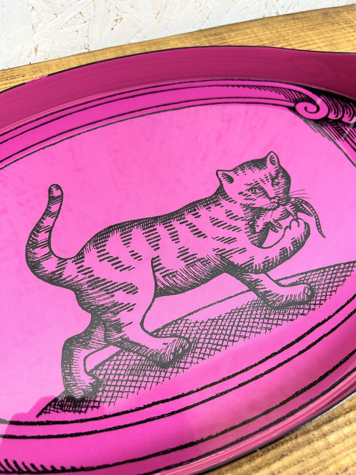 Gucci Gucci Pink Cat Serving Tray Metal AW17 Size ONE SIZE - 2 Thumbnail