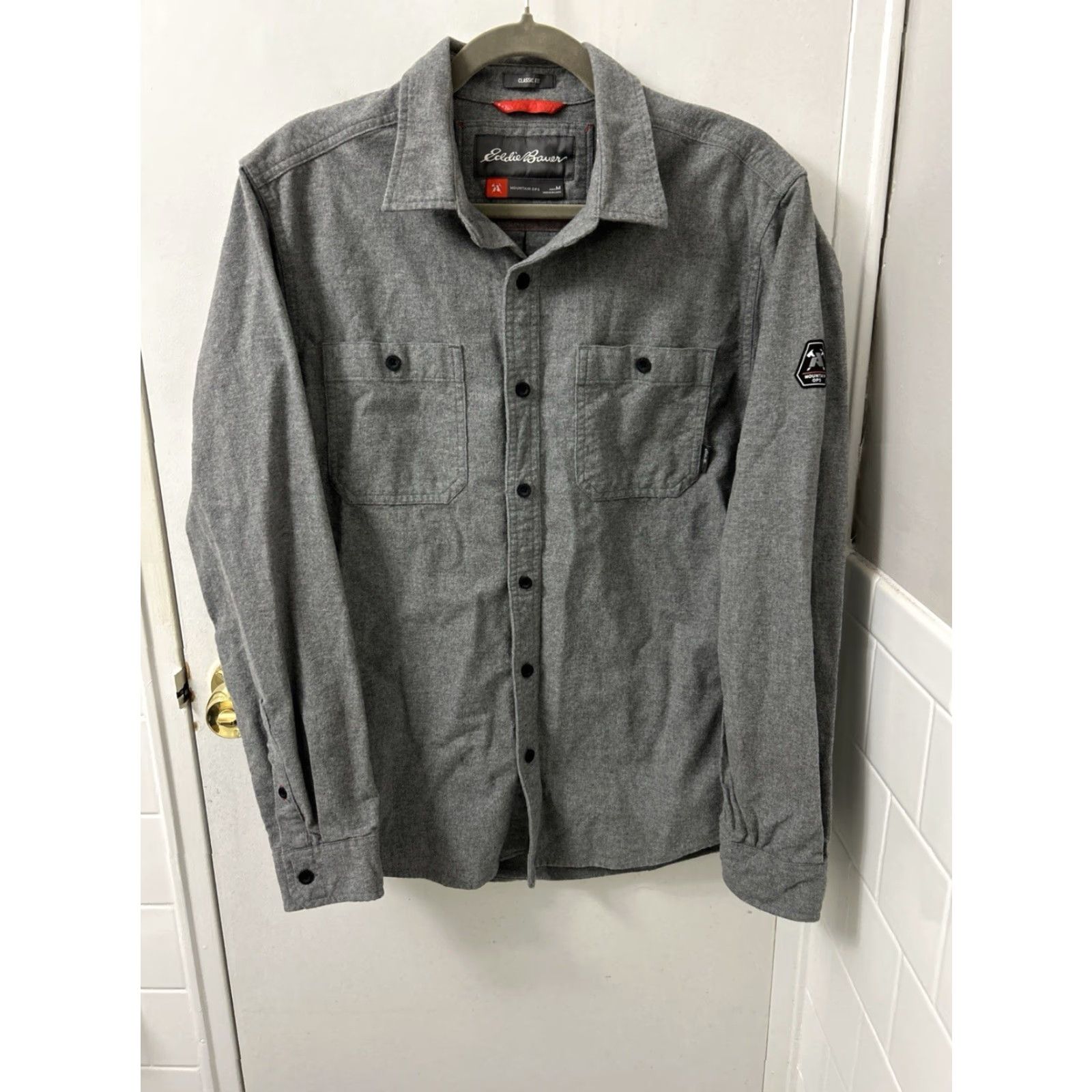 Eddie Bauer VINTAGE? Eddie Bauer Mountain Ops Flannel Shirt Mens M Gray Classic Fit Button Down Size US M / EU 48-50 / 2 - 2 Thumbnail