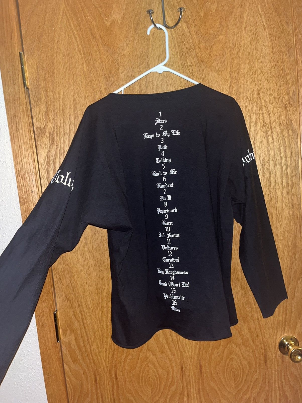 Kanye West × Yeezy Vultures LONG SLEEVE SIZE 1 Fits S-M Size US M / EU 48-50 / 2 - 2 Thumbnail