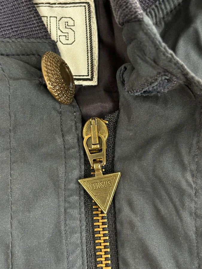 Vintage 2000s Gianni Versace Versus Navy Minimalist Light Bomber Jacket Size US S / EU 44-46 / 1 - 10 Thumbnail