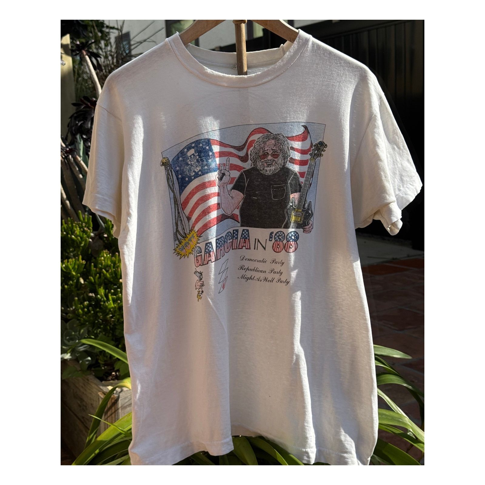 Grateful Dead Vtg Garcia in '88 "Might As Well Party" Grateful Dead Tee Size US XL / EU 56 / 4 - 3 Thumbnail