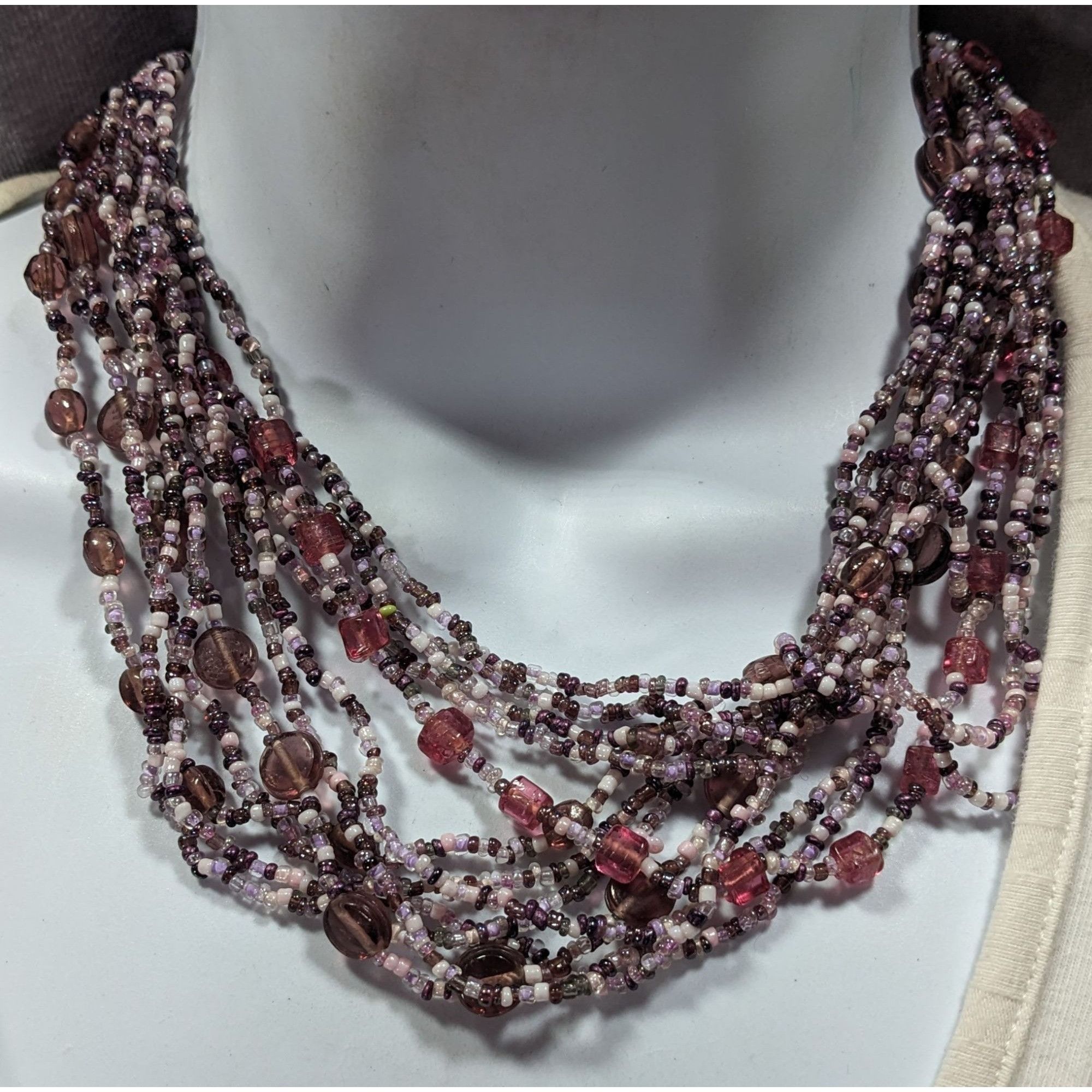 Other Whimsical Purple And White Glass Beaded Layered Necklace Size ONE SIZE - 4 Thumbnail