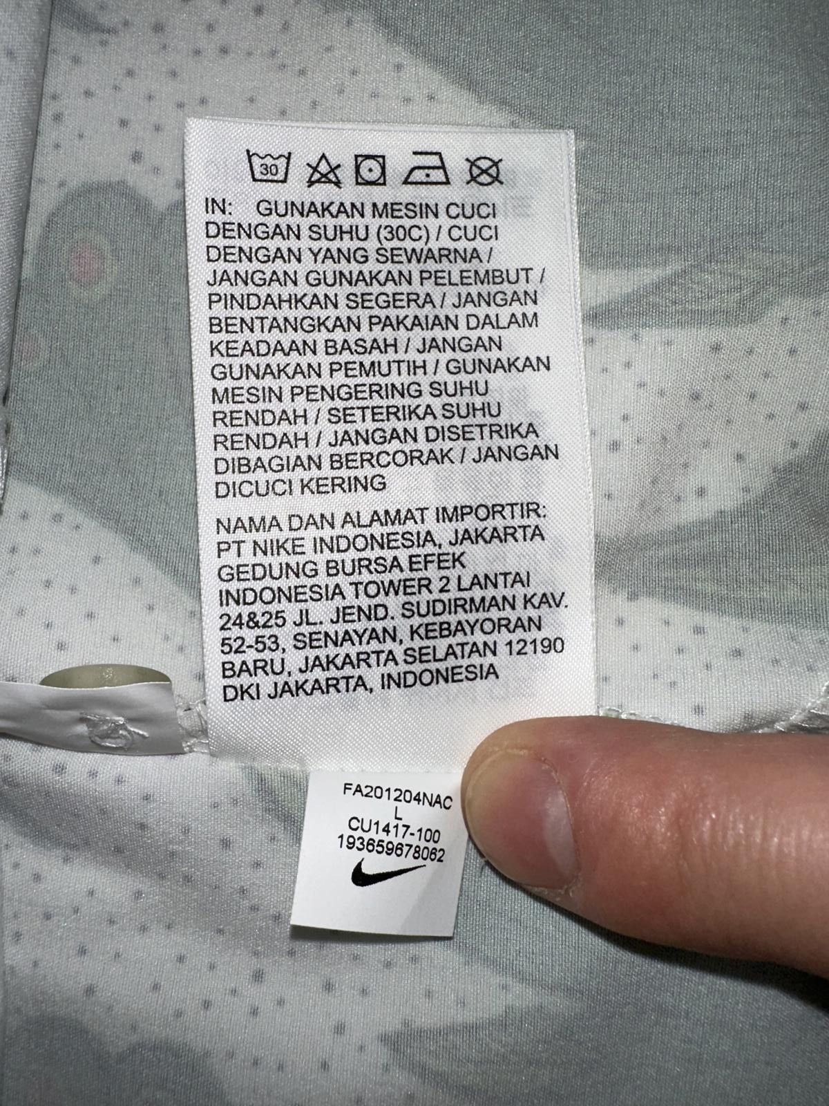 Nike Nike Men’s Nigeria Naija Dri-Fit Woven Skate Shirt Size US L / EU 52-54 / 3 - 7 Thumbnail