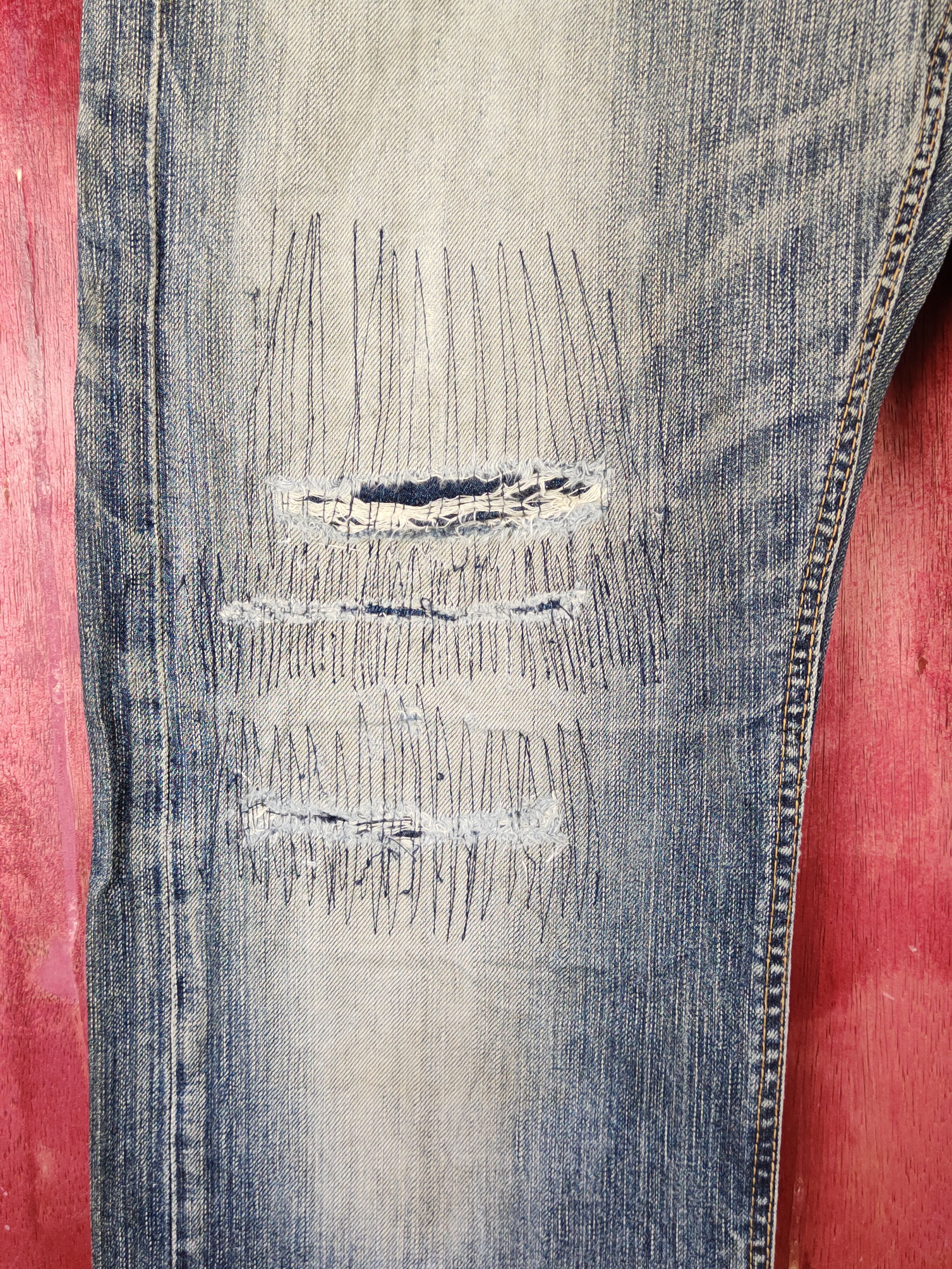 Edwin Edwin Dark Blue Faded Distressed Ripped Jeans #S2243 Size US 32 / EU 48 - 4 Thumbnail