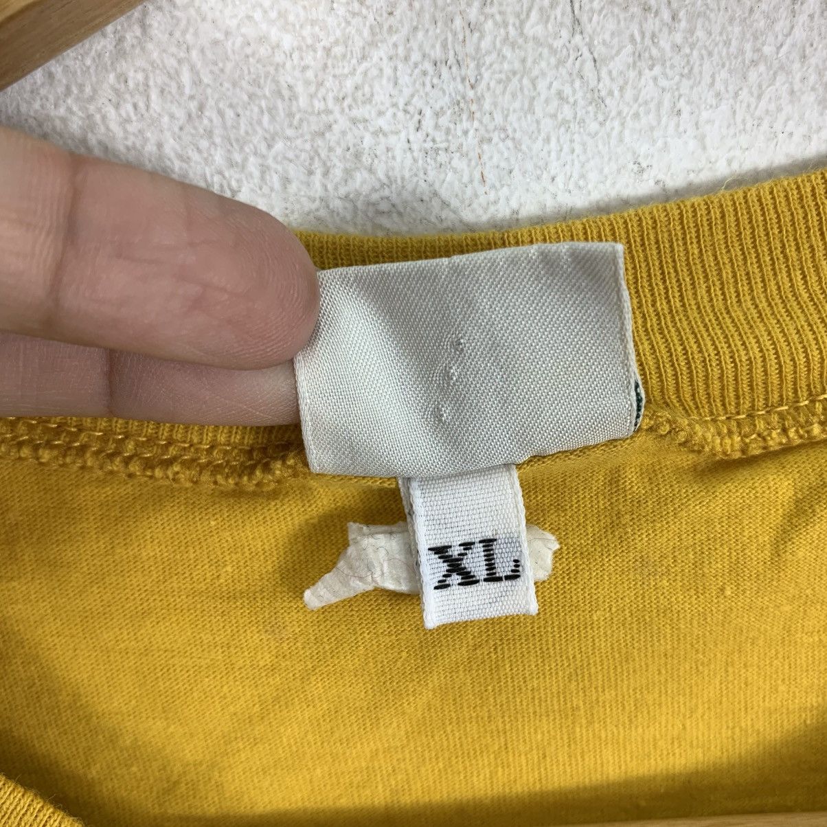 Benetton Vintage 90s BENETTON ITALY Embroidered Logo Yellow Tshirt Size US XL / EU 56 / 4 - 6 Thumbnail