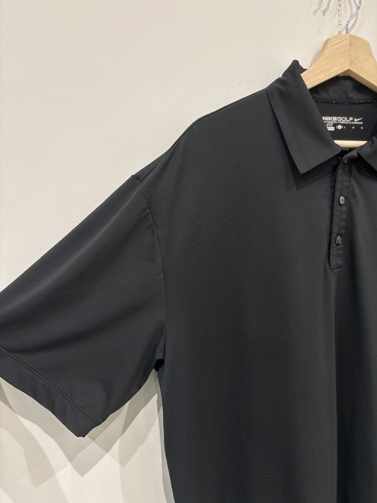 Nike Nike Golf Shirt Black Size: M Size US M / EU 48-50 / 2 - 3 Thumbnail