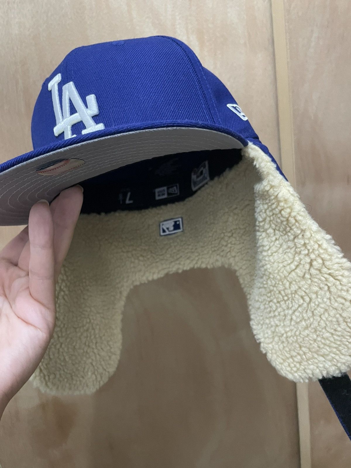 New Era Royal Blue Los Angeles Dodgers size 7 1/8 1988 World Size ONE SIZE - 8 Thumbnail