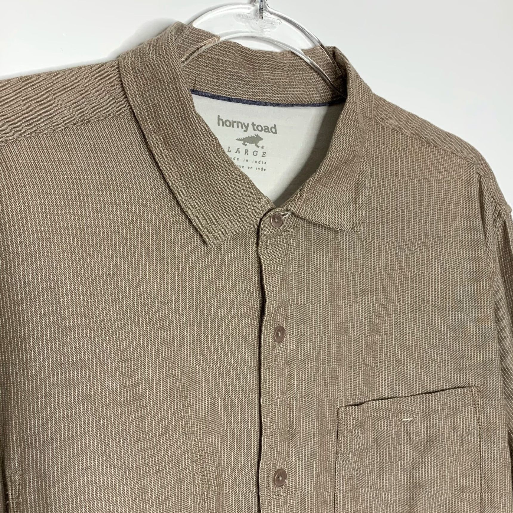 Vintage Horny Toad Mens Button-Up Shirt L Long Sleeve Casual Organic Cotton Tan Striped 98% Organic Cotton 2% Spandex Button-Down Collar Mens Size US L / EU 52-54 / 3 - 2 Thumbnail