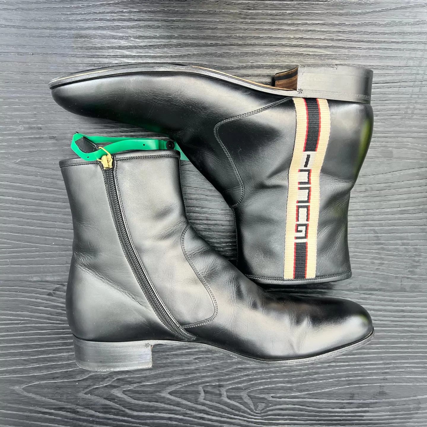 Gucci Gucci Web Logo Chelsea Boots US 10 EU 44 Size US 11 / EU 44 - 2 Thumbnail
