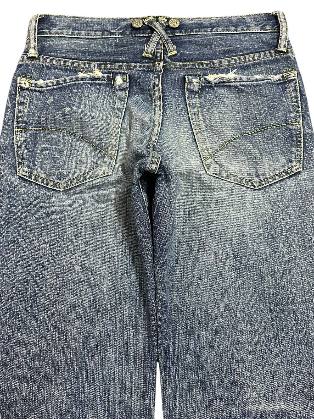 Hysteric Glamour Vintage Japan Hysteric Glamour Faded Wash Distressed Jeans Size US 29 - 5 Thumbnail