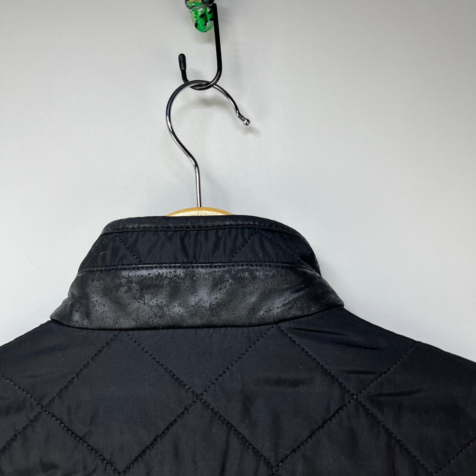 Barbour × Vintage Vintage Barbour Powell Quilted Jacket Boys Large 10/11 Black Size US L / EU 52-54 / 3 - 16 Thumbnail