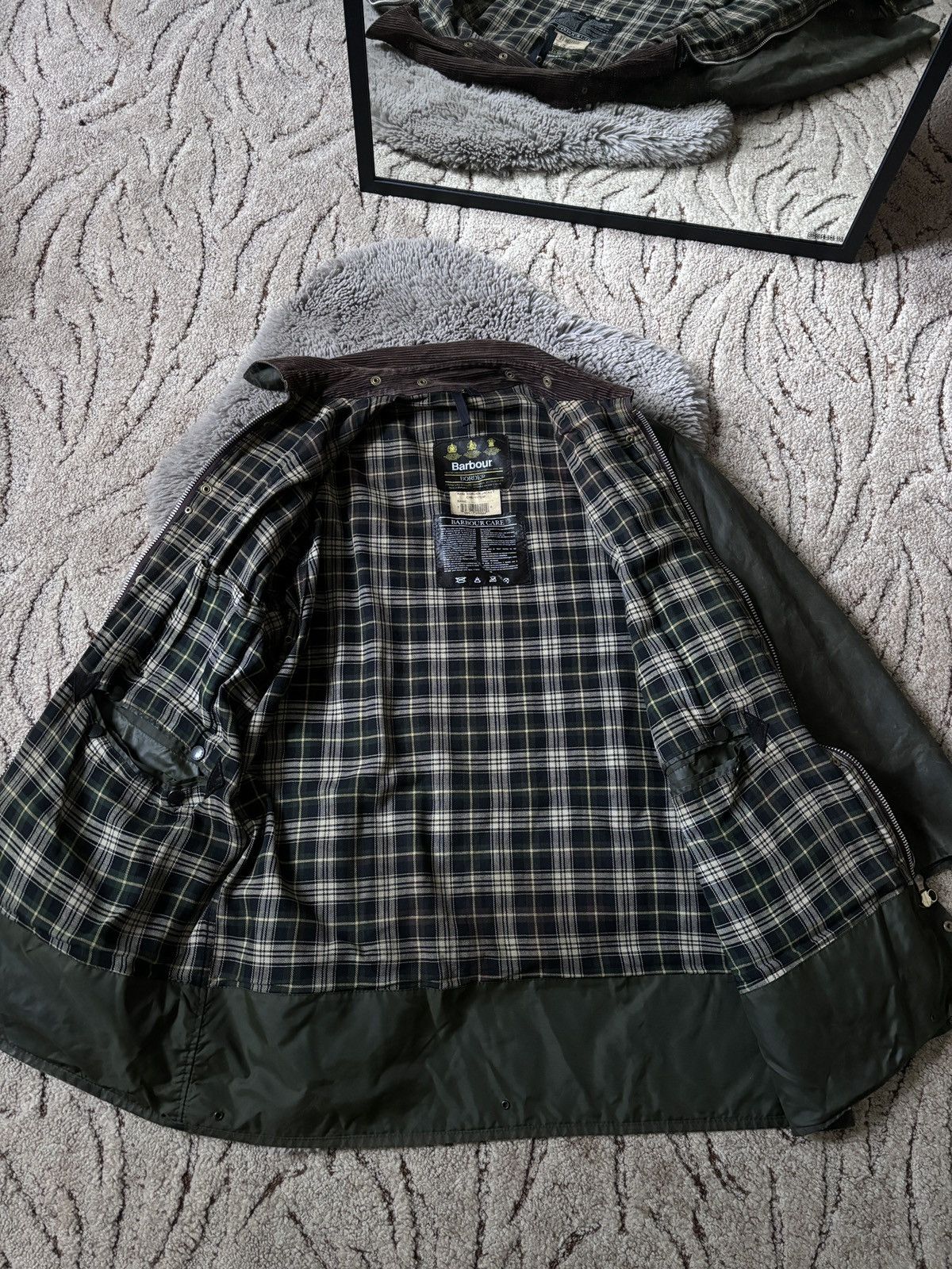 ジャケット・アウター Barbour A200 BORDER JACKET C46/117CM Barbour A200 BORDER JACKET C46/117CM