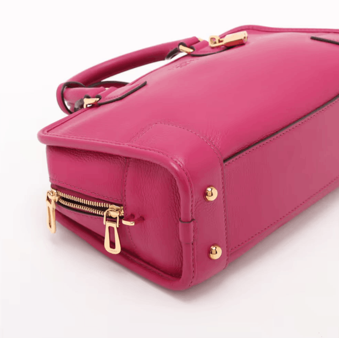 Loewe Amazona 23 Leather Two-Way Handbag Size ONE SIZE - 4 Thumbnail