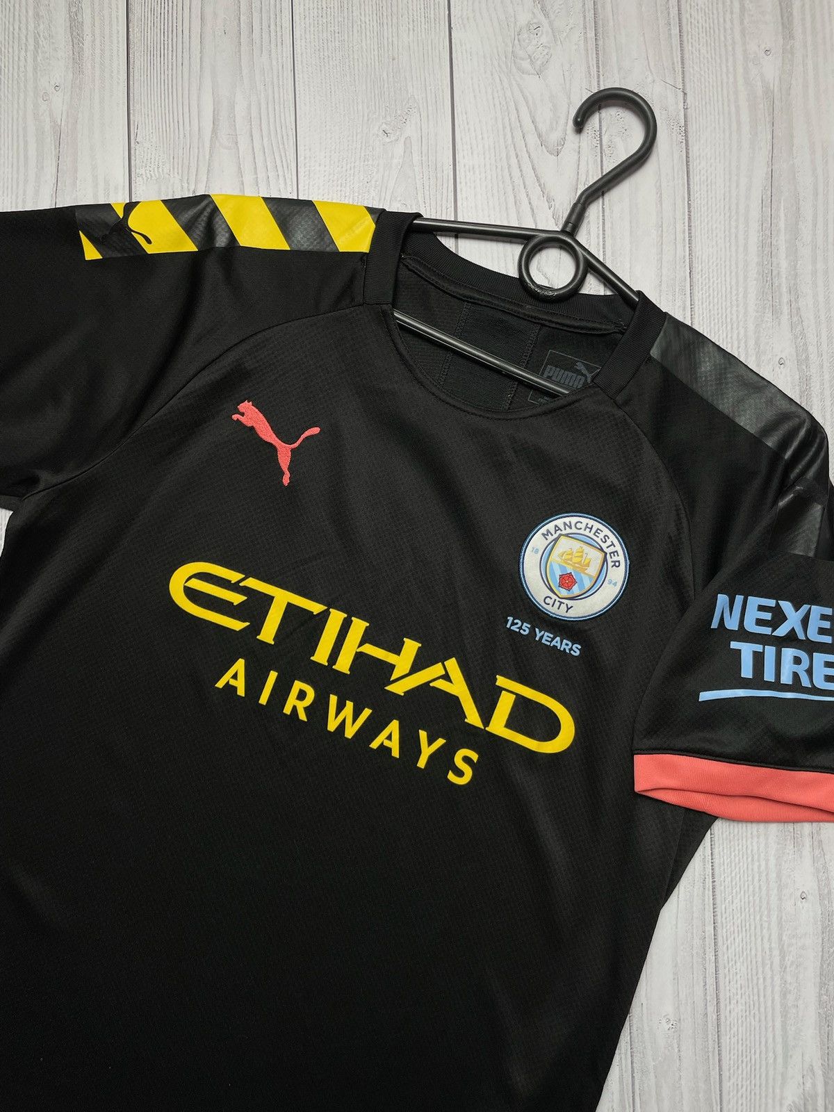 Puma × Vintage Vintage puma Manchester City soccer jersey black size M Size US M / EU 48-50 / 2 - 2 Thumbnail