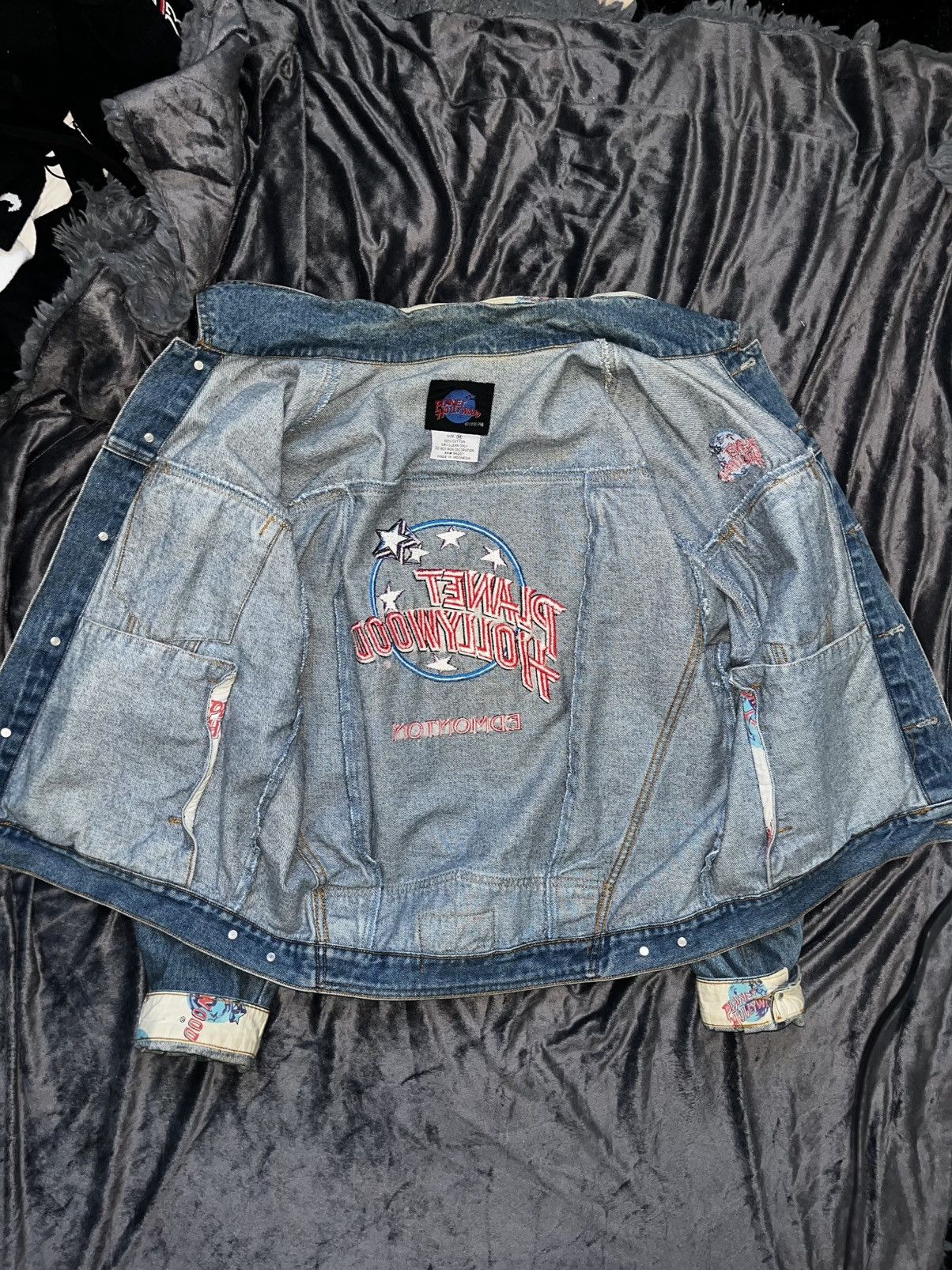 Planet Hollywood Vintage 90s Planet Hollywood Jean/ Denim Jacket Size M / US 6-8 / IT 42-44 - 9 Thumbnail