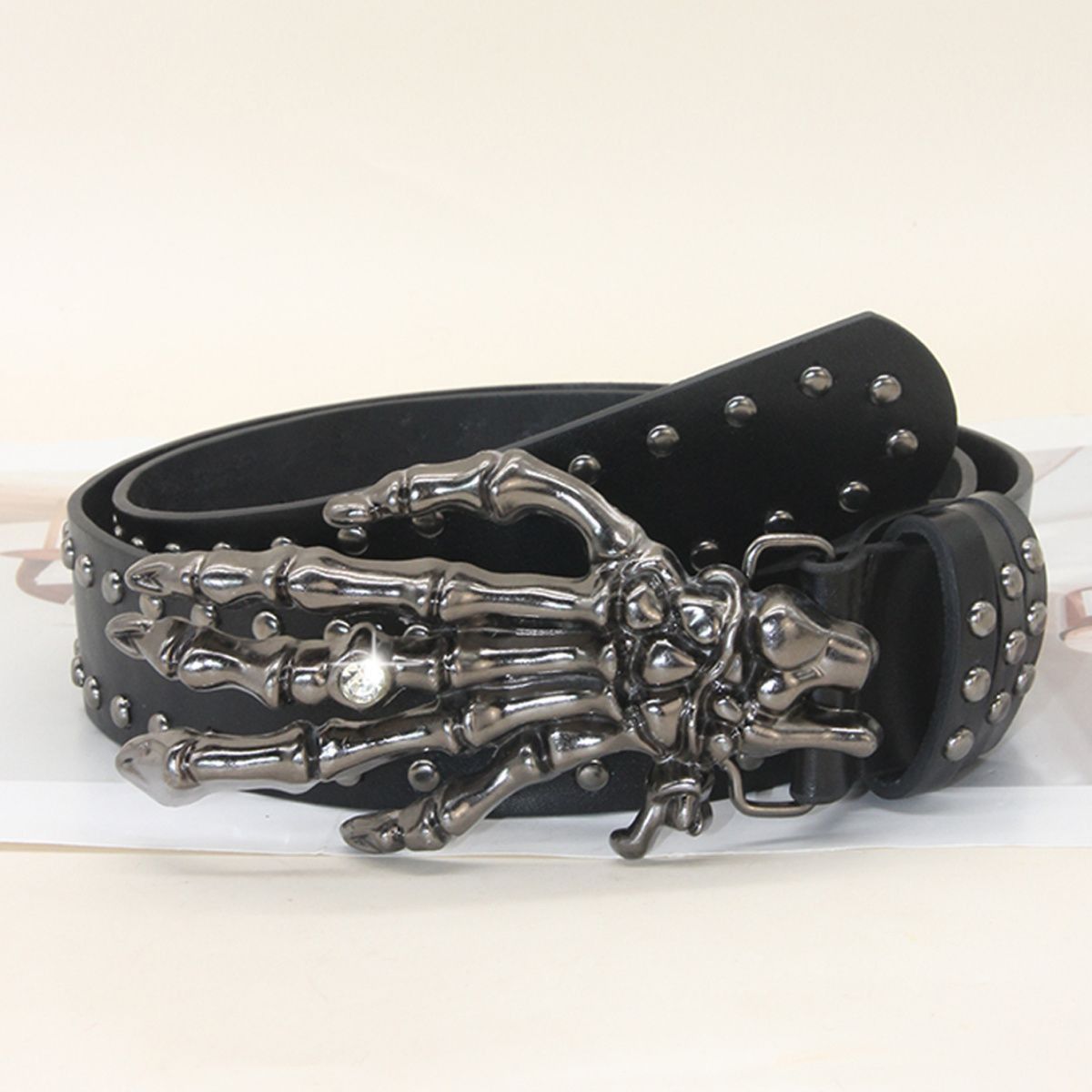 Designer Skull Design Vintage Belt Riveted Belts Menswear Accessories Size ONE SIZE - 4 Thumbnail