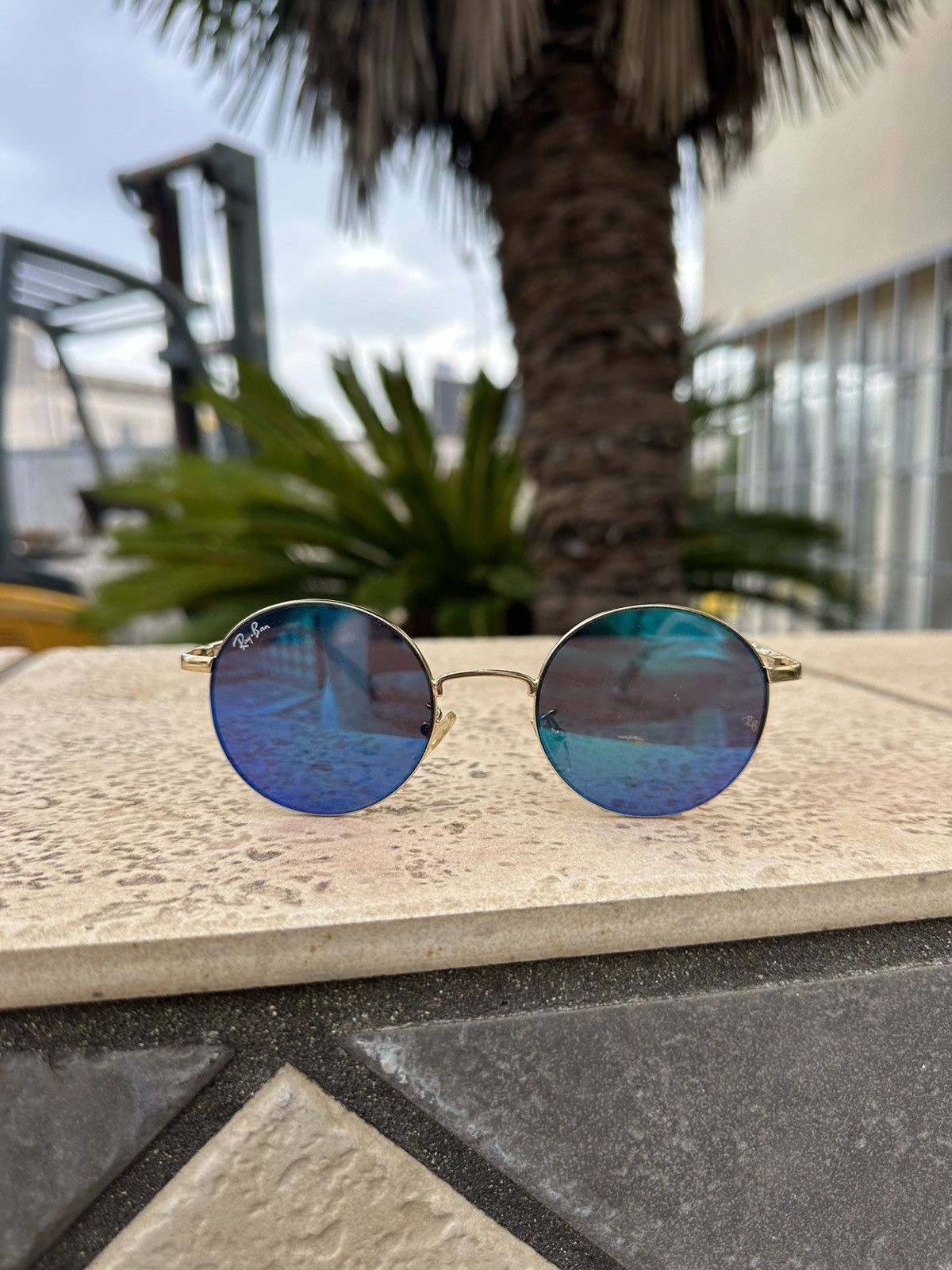 RayBan RayBan Gold Sunglasses 553 Size ONE SIZE - 3 Thumbnail