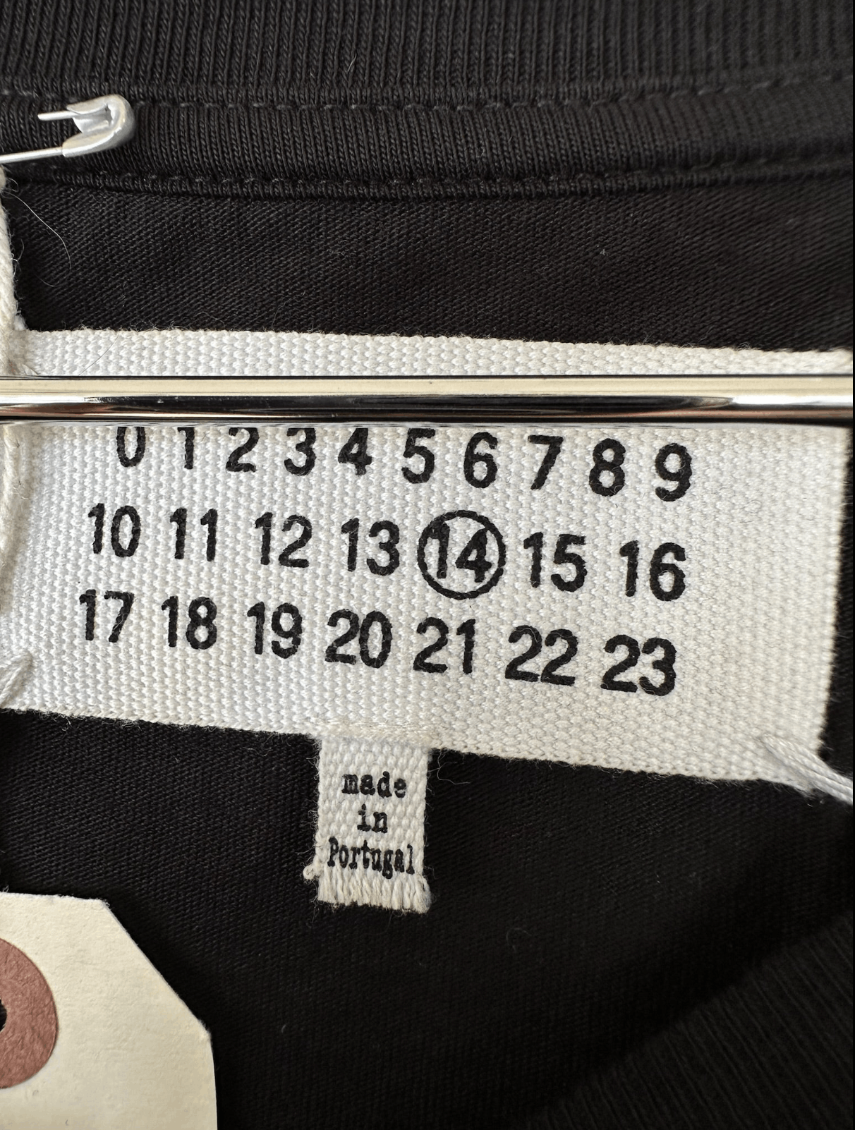 Maison Margiela Maison Margiela Black Pladius t-shirt Size US XL / EU 56 / 4 - 4 Thumbnail